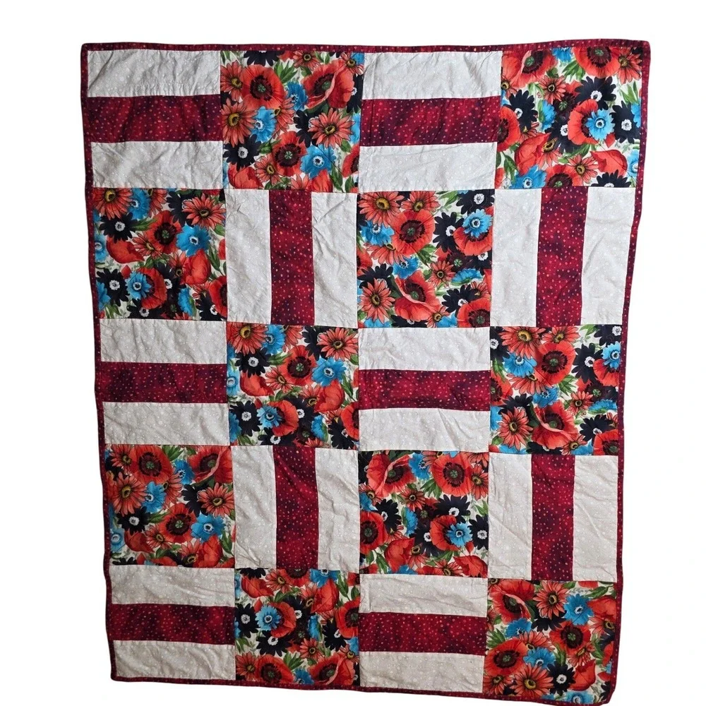 Heritage Springs Handmade Floral Patchwork Quilt Red White Blue Poppy 43x35 W1